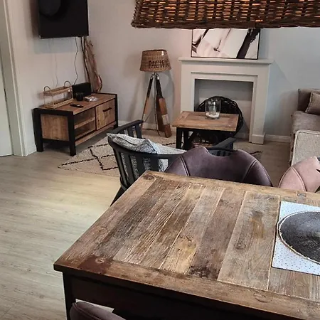 Pier 2 Apartment Busum
